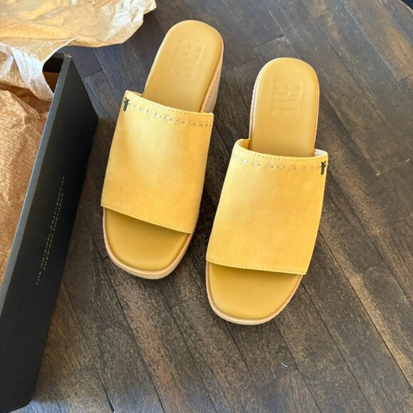 Frye Hazel 2 Slide, Marigold 8 - Picture 2 of 7
